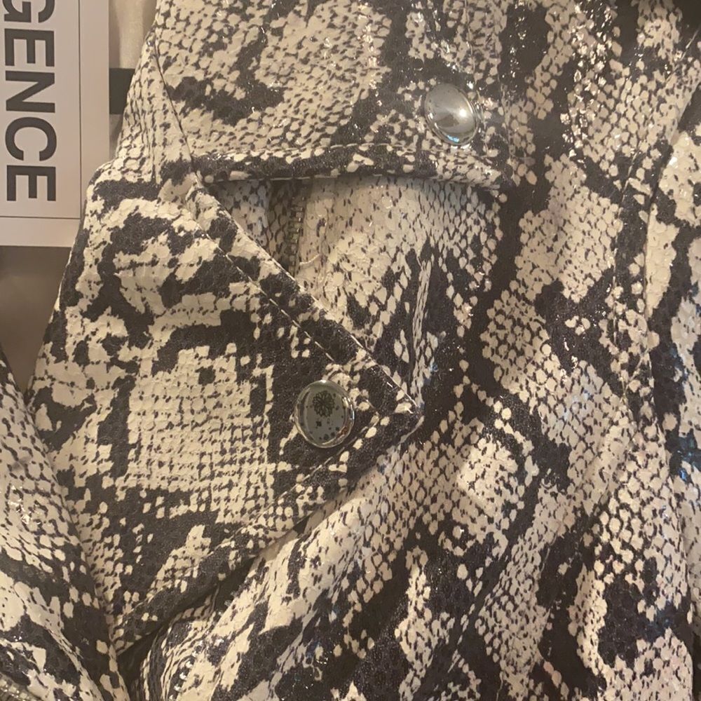 NWT L’AGENCE Python Leather Moto Jacket - Picture 6 of 10